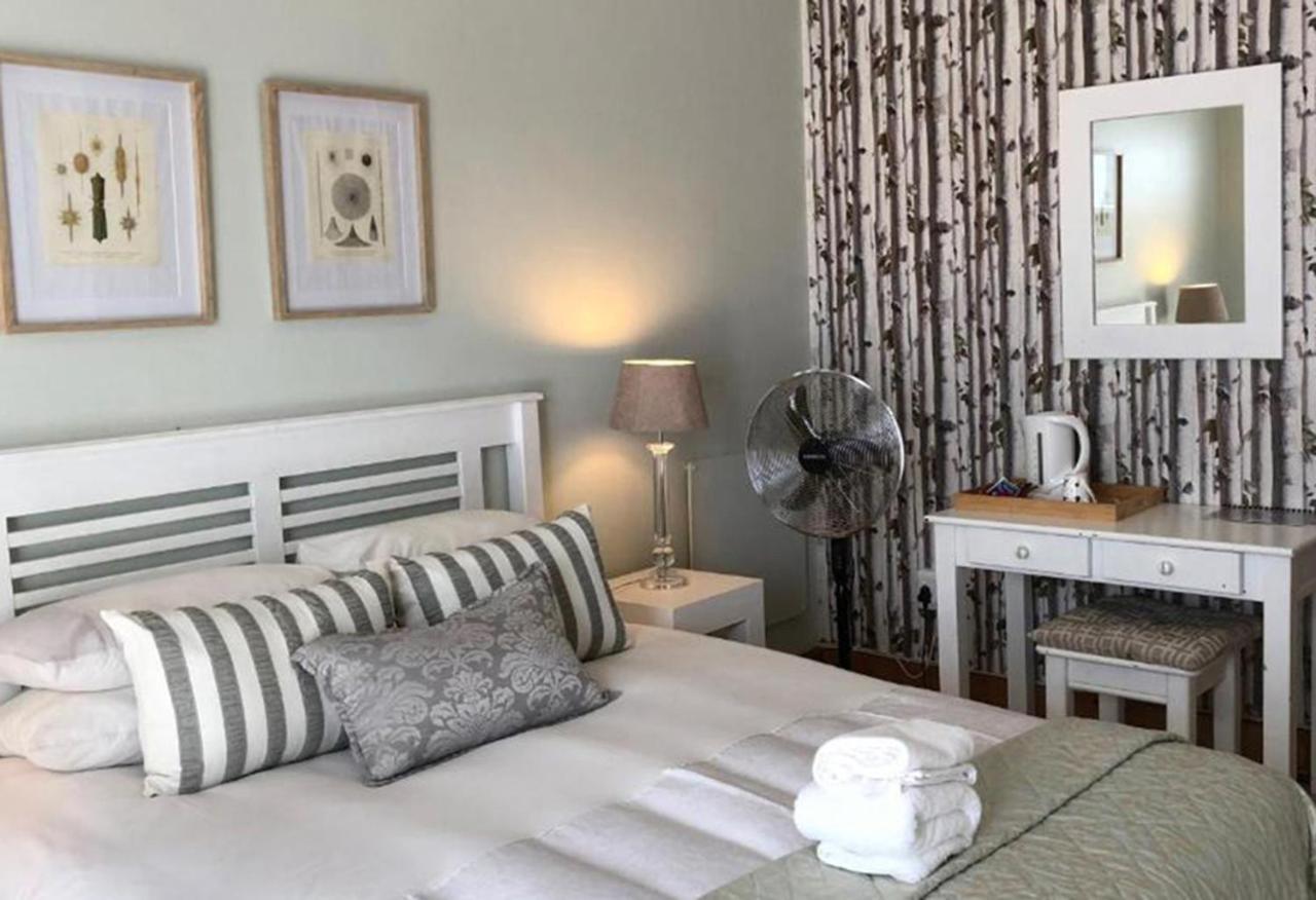 Hotel Life On 3Rd Johannesburg Esterno foto